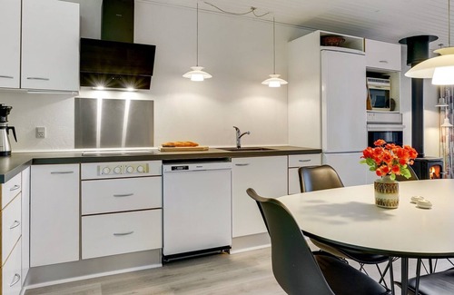 Ronbjerg House | "Ephra" - 250m to the fjord by Interhome