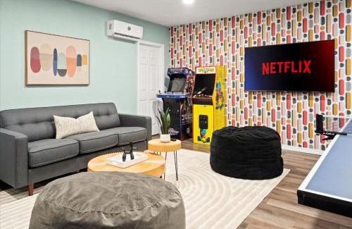 Mesa House | Epic Mesa Getaway - Pool - Hot Tub - Game Room