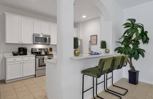 Trafalgar Village House | Epic Villa 5Bedroom At Resort