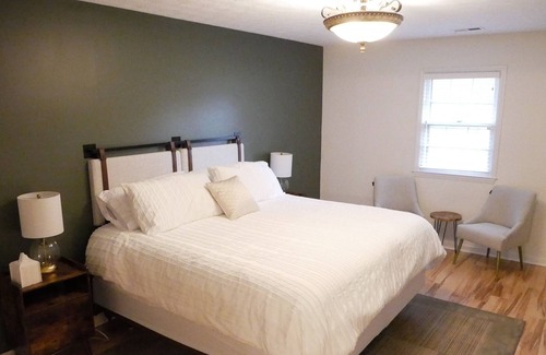 Keene House | Equine Escape, Close to Everything in Lexington!