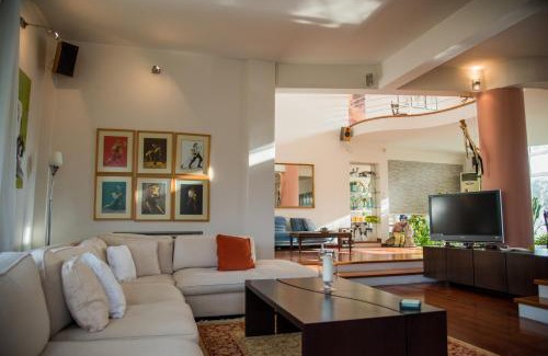 Kileler Municipality House | Erasmia's House - A Green Haven for Ultimate Relaxation