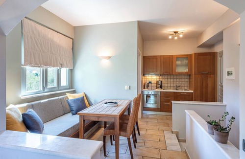 Longos Apartment | ERATO & KALYPSO split level apartment (60m² for 2-5 people)