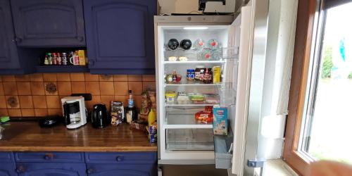 Kassel House | Erdgeschoss Ferienwohnung mit privater Küche, Badezimmer und WC, inkl Gratis Frühstück, Privat Parkplatz und WiFi