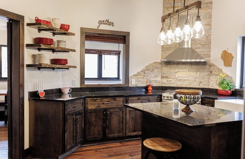 Rubicon House | Erin Hills Area Perfect Getaway, Golf and Wedding GroupsnNEW NCAA Golf Pricing!