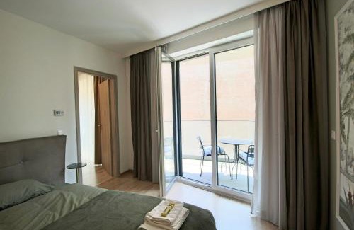 Belso-Ferencvaros Apartment | Erkel Estate at Kalvin ter, 4 people, 2 bathroom, free parking