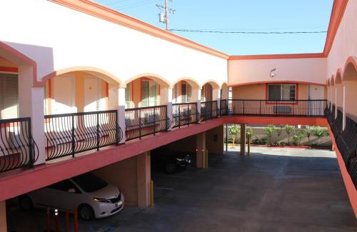 Maywood Hotel | ERTH INN by AGA Maywood