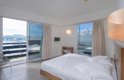 West End Hotel | Es Mitjorn Hotel