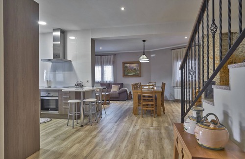 San Bartolome de Pinares Cottage | CASCORRO COMPLETE RURAL HOUSE