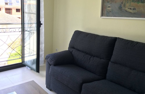 Porto de Espasante Apartment | Apartment in urbanization with pool, balcony and views of the sea and the countryside