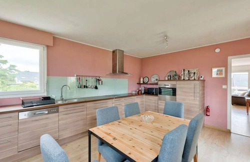 Binic House | Escapade Bretonne - Binic, beaches and old port. Large garden, high-speed wifi.