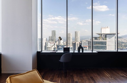 Santa Fe Apartment | Escape Royal Suite by Kukun