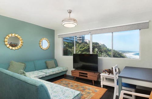 Umdloti Apartment | Escape to a Beach House