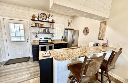 Wolf Laurel Condo | Escape to Mountain Paradise - 1BR/1BA Condo with Breathtaking Views of the Blue Ridge Mountains!
