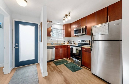 Hood River Condo | Escape to the scenic heights of Hood River