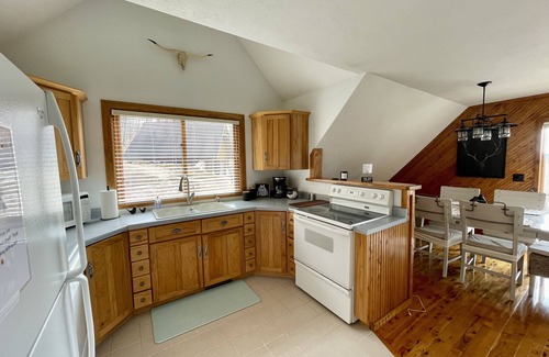 Rapid City Cabin | Escape to Tranquility, Private Cabin in the Woods only 5 Miles to Torch Lake!