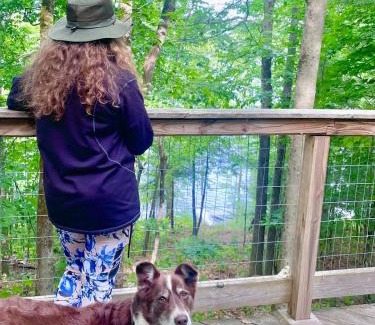 Monmouth House | Escape to Tree House Island Life