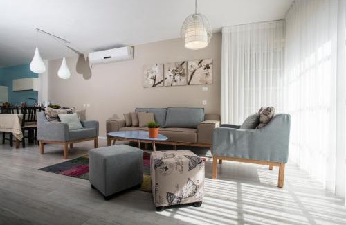 Haifa Villa | Eshkol Housing Haifa - Luxury Villa Panoramic Sea View חיפה כרמל