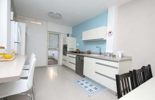 Haifa Villa | Eshkol Housing Haifa - Luxury Villa Panoramic Sea View חיפה כרמל