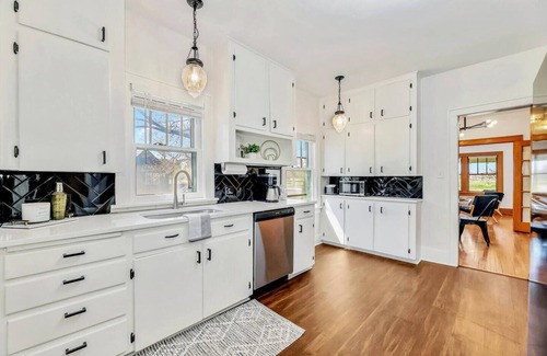 Wichita House | Esmeralda, golf course views, Hot Tub