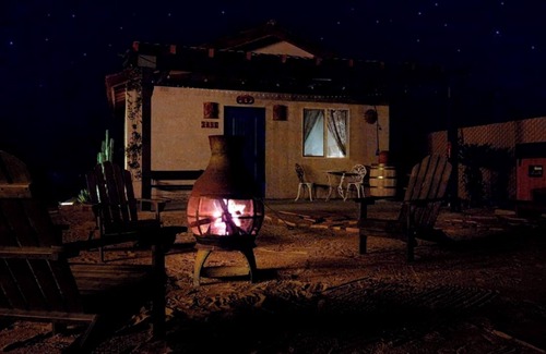 Borrego Springs Cottage | Espacio Para Disfrutar el Cielo Nocturno Dentro de una Bañera con Hidromasajes