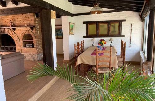 Agua Fria Apartment | Espectacular Cuarto en el Centro de Valle