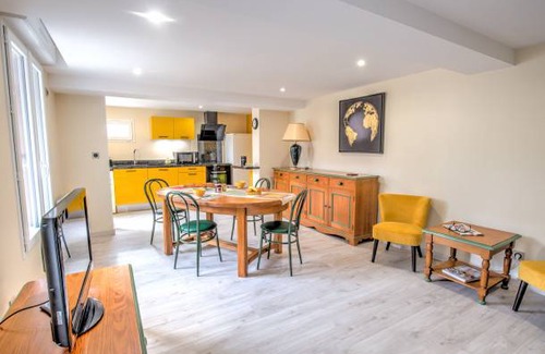 Olivet House | Espelidou is a 2 bedroom, 1 bathroom house is a few minutes from Orléans
