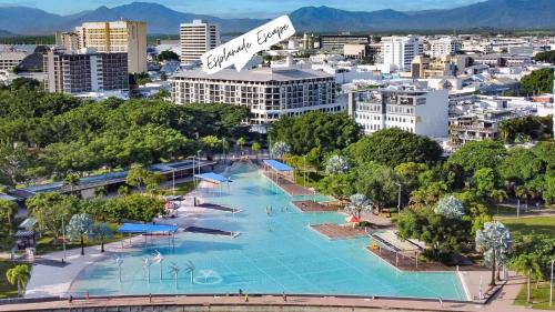 Cairns Central Business District Apartment | Esplanade Escape
