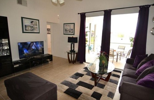 Esprit House | Esprit Davenport