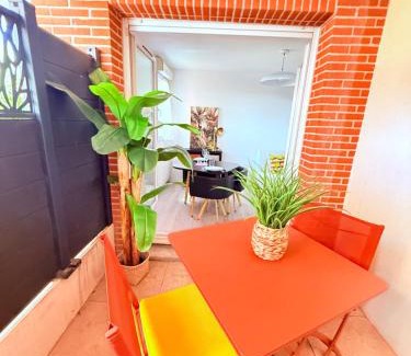 Blagnac Apartment | Essentiel T1 Piscine , Parking , proche Airbus