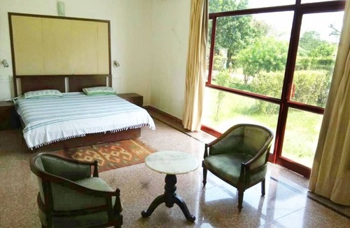 Sanganer Hotel | Estate Paradiso Jaipur