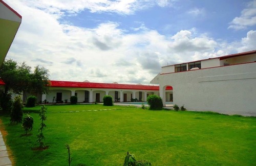 Sanganer Hotel | Estate Paradiso Jaipur