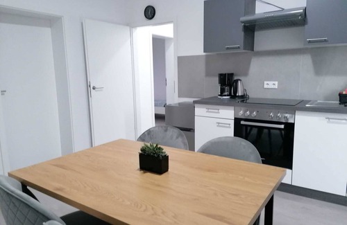 Herne Condo | estrella24 LIVING ROOMS Venice