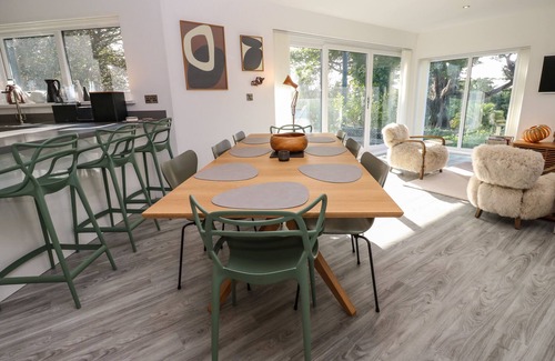 Lelant House | ESTUARY WATCH, family friendly, luxury holiday cottage in Carbis Bay