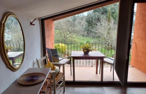 Amer House | Estudi ideal en una masia