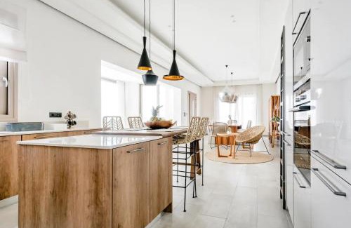 Vlachata Villa | EtherealVilla-Family villa with pool