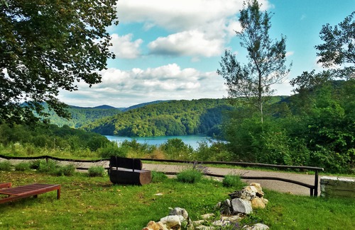 Seliste Hotel | Etno garden