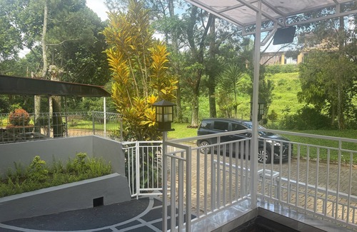 Cipanas Villa | Eton Asia Kota Bunga Villas