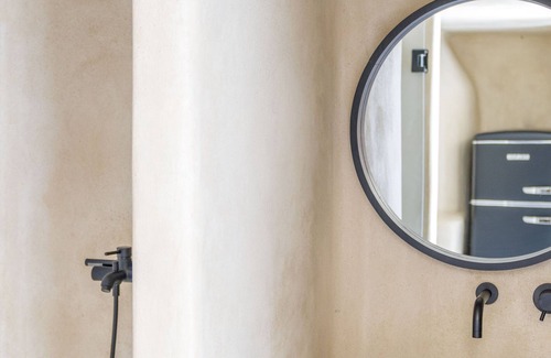 Naxos Town Apartment | Euphoria Chora Naxos Family Suite