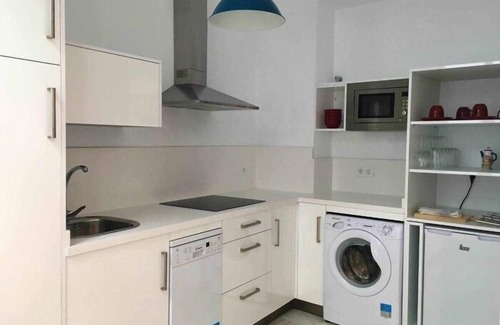 Historical Center Apartment | Eva Recommends Gerona 2 very bright house S.XIX