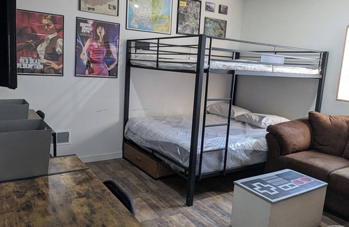 Brogue House | Event Venue Barn with Basketball Court, Game Room, Library, Office, and More