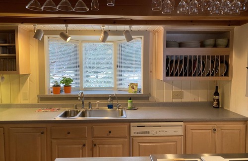 Wayne House | Every window has a spectacular lake viewnLow fees