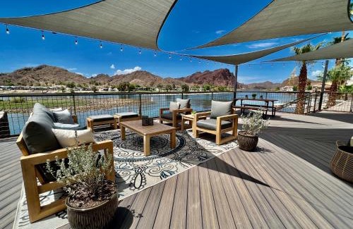 Parker Strip House | Everything & More at River Front 95 Dock Bar