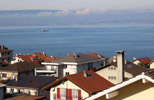 Neuvecelle House | Evian-lès-bains: House next to lake