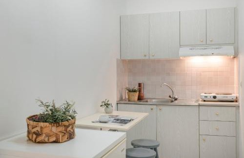 Leivathos Apartment | Evianna Studios