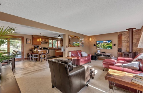 Ellicottville House | EVL Après4All: game rm,hot tub,steps 2 town&trails