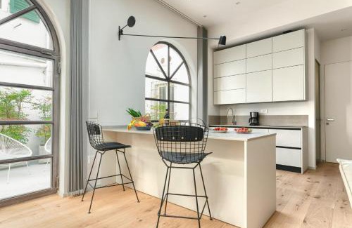 San Niccolo Apartment | Ex Artist Studio Loft near Piazzale Michelangelo