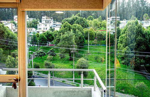 Financial District Apartment | Excellent panoramic view, Olympic stadium, metropolitan park, city mountain.