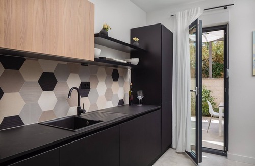 Podstrana Villa | Excellent Split Villa | Villa Gospel Gold | 5 Bedrooms | Rooftop Jacuzzi