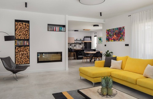 Podstrana Villa | Excellent Split Villa | Villa Gospel Gold | 5 Bedrooms | Rooftop Jacuzzi