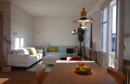 Pontevedra Old Town Apartment | Excellent views on the Plaza de la Verdura